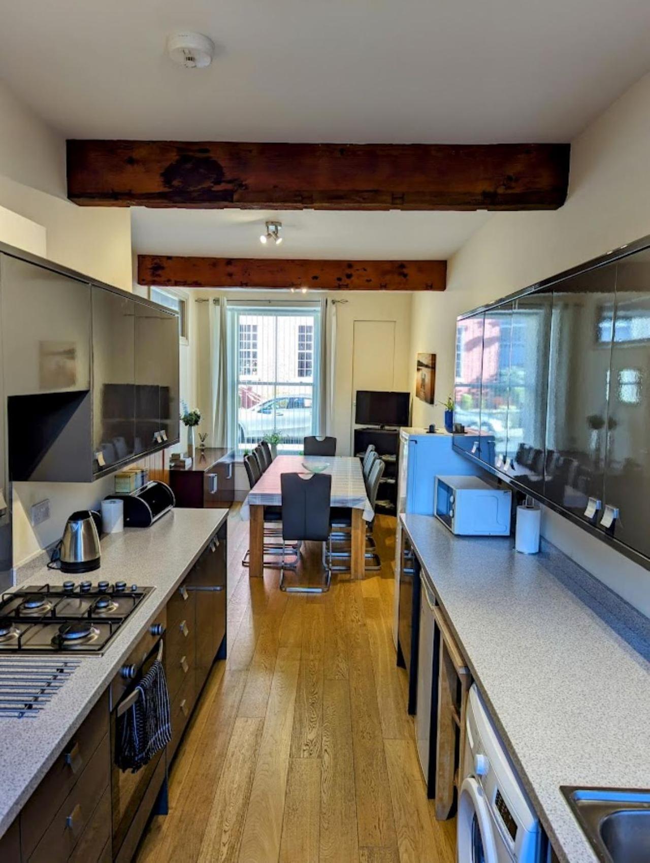 4 Bedroom House, Central אולברסטון מראה חיצוני תמונה